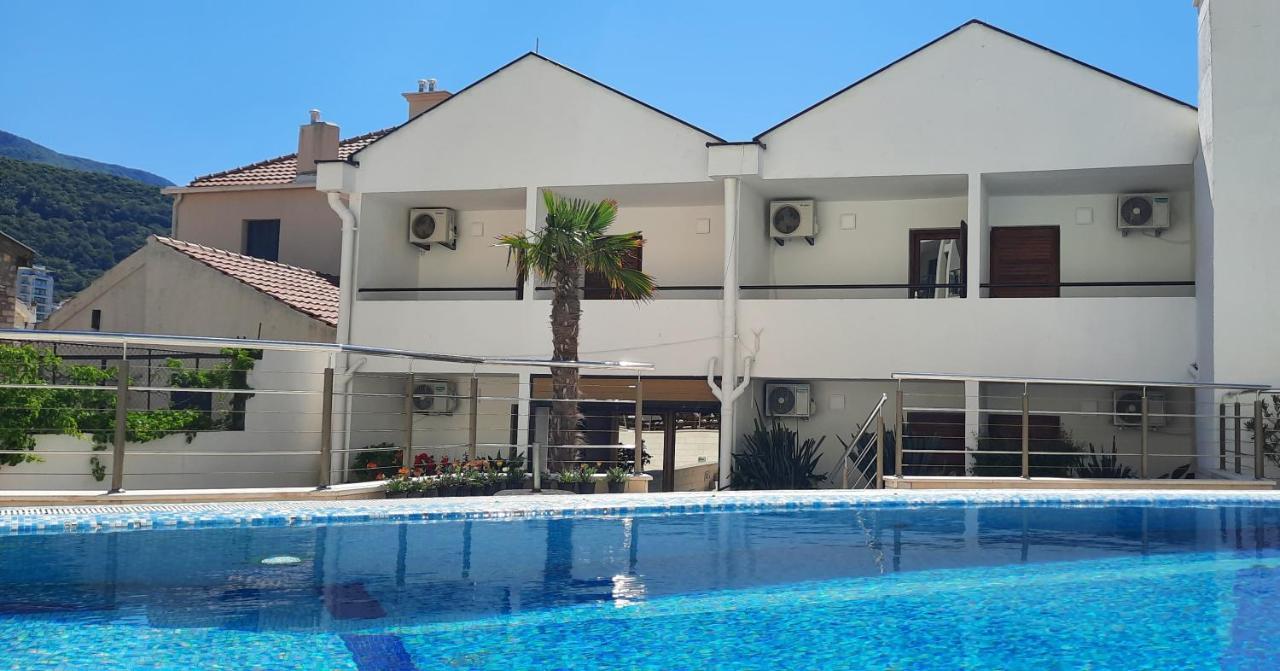 Ambassador Apartments Petrovac Exteriér fotografie