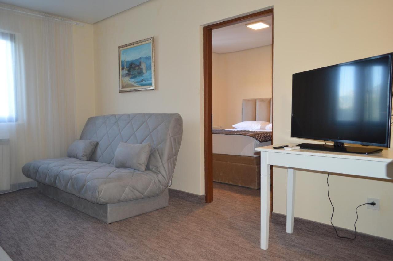 Ambassador Apartments Petrovac Exteriér fotografie