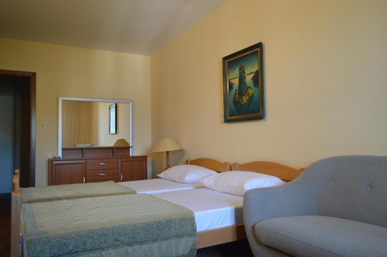 Ambassador Apartments Petrovac Exteriér fotografie